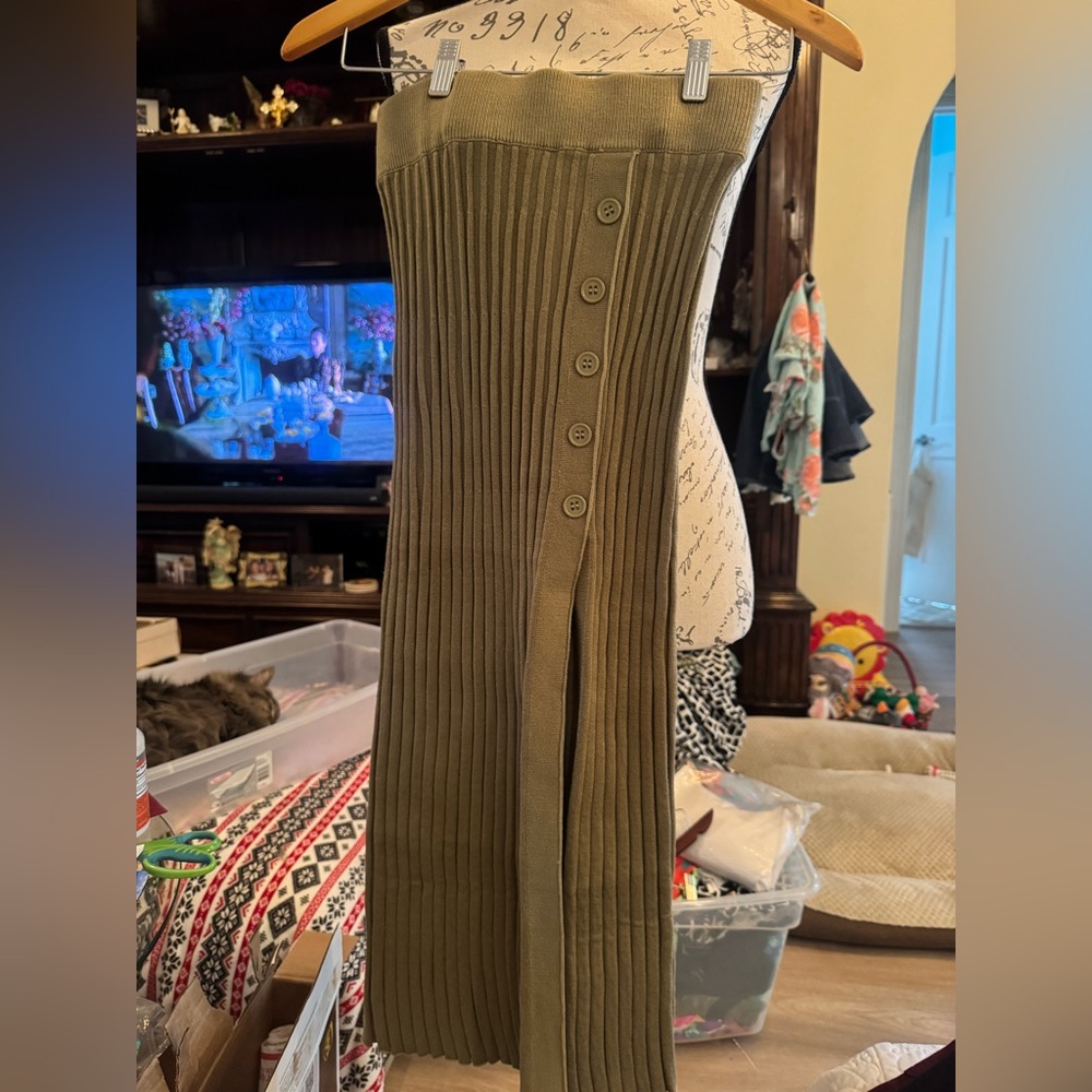 Surely mine too size med NWOT dress/skirt #1